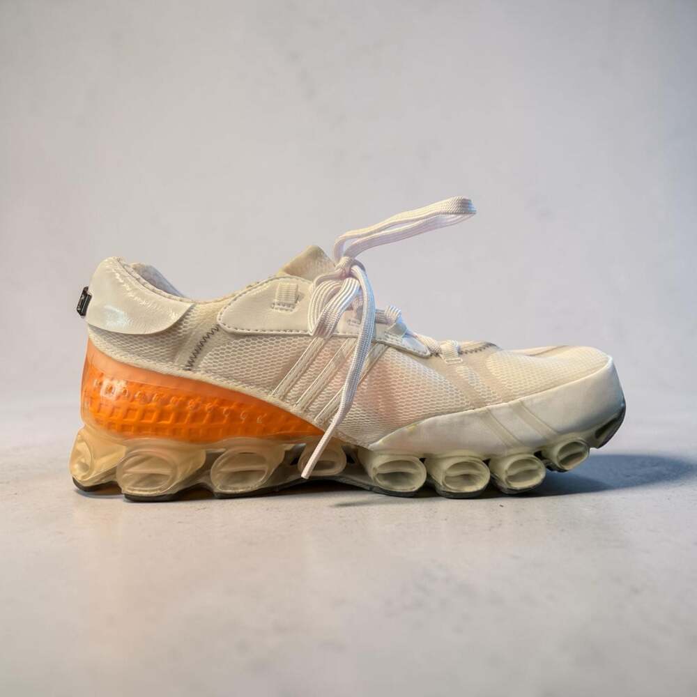 Adidas by Stella McCartney Microbounce Spotu Sneakers NWT Size 9 White Orange
